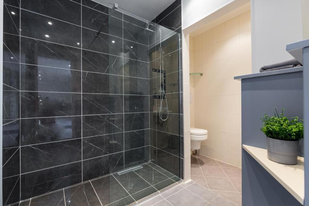 Space In Gozsdu Apartment Будапеща Екстериор снимка